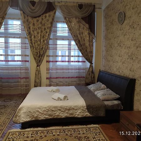 Apartment On Rynok Square Liov Exterior foto