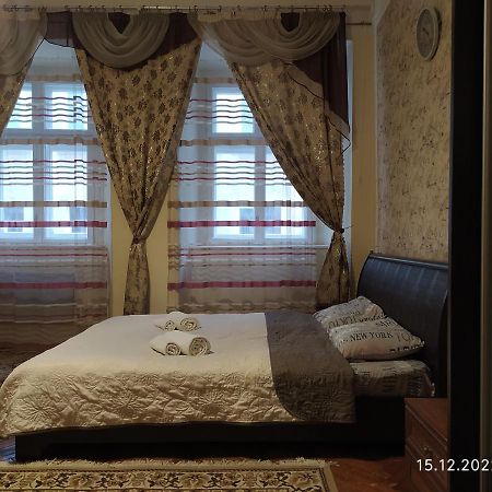 Apartment On Rynok Square Liov Exterior foto