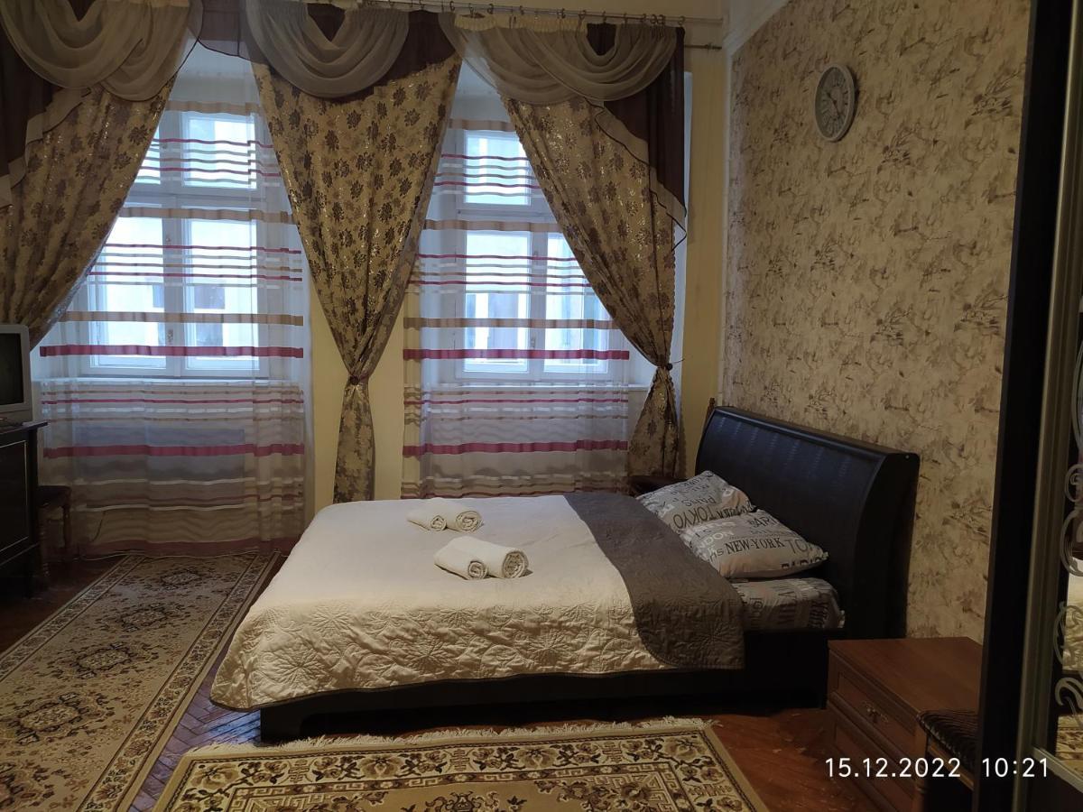 Apartment On Rynok Square Liov Exterior foto