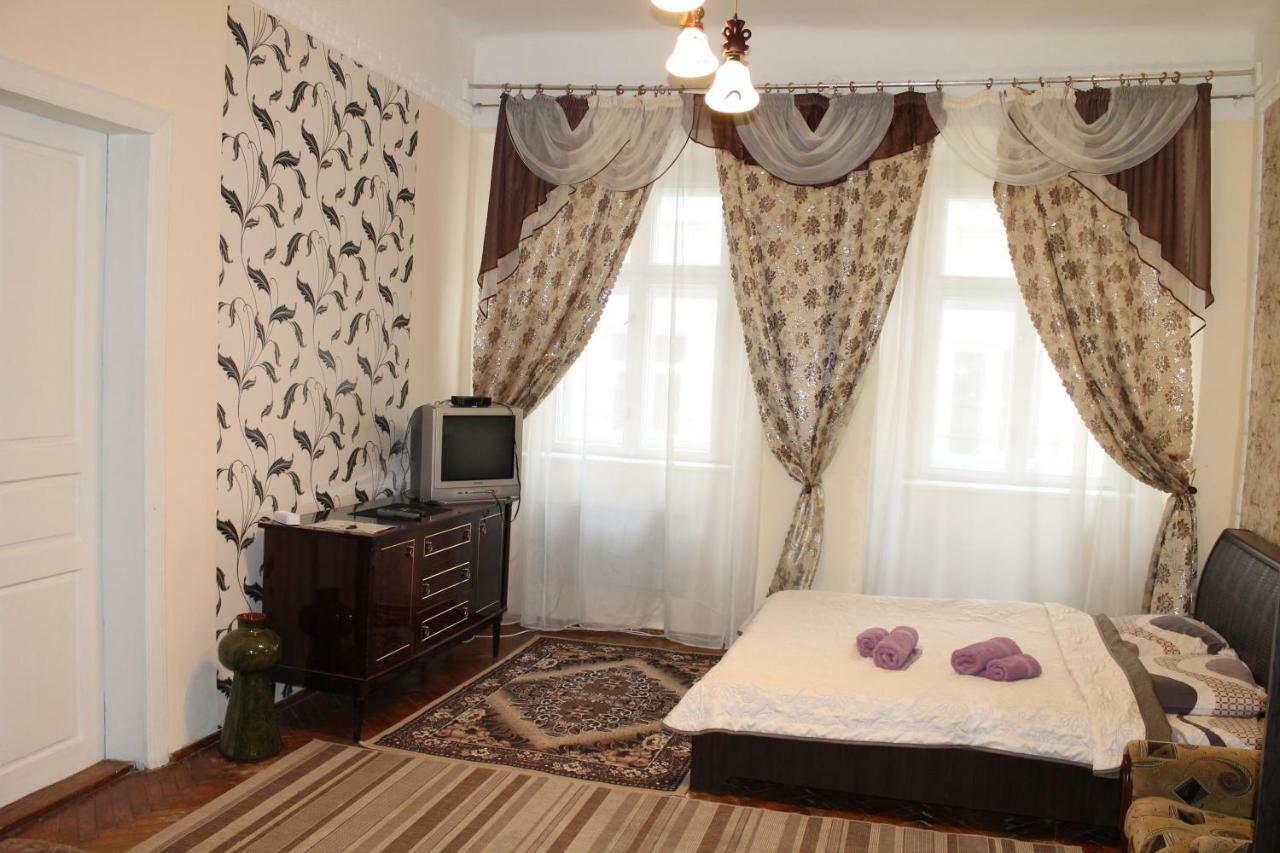 Apartment On Rynok Square Liov Exterior foto