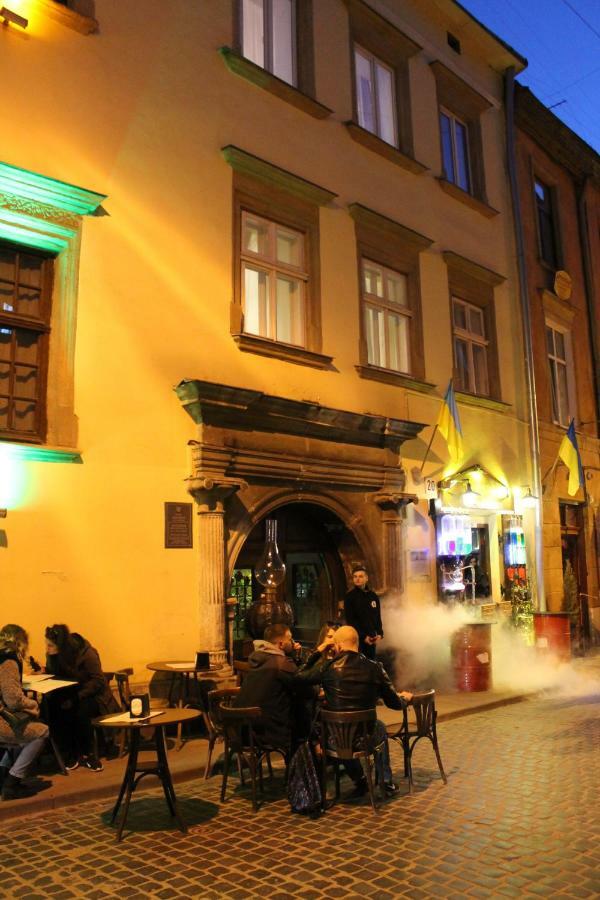 Apartment On Rynok Square Liov Exterior foto